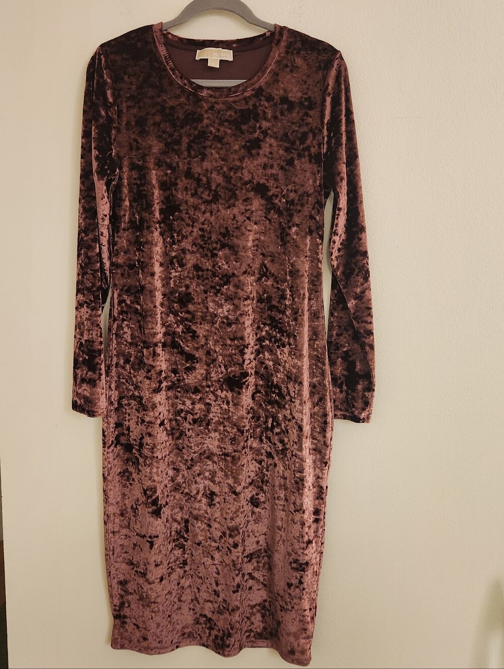 Michael Kors Crushed Velvet Long Sleeve Midi Dress in Mauve Pink